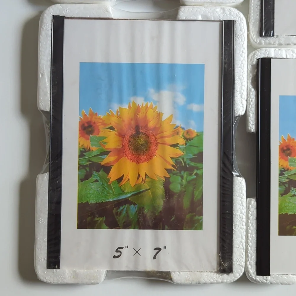 Frames 5 Plastic Magnetic 3 Qty 4” x 6” Photos 2 Qty 5” x 7” Photos New Sealed